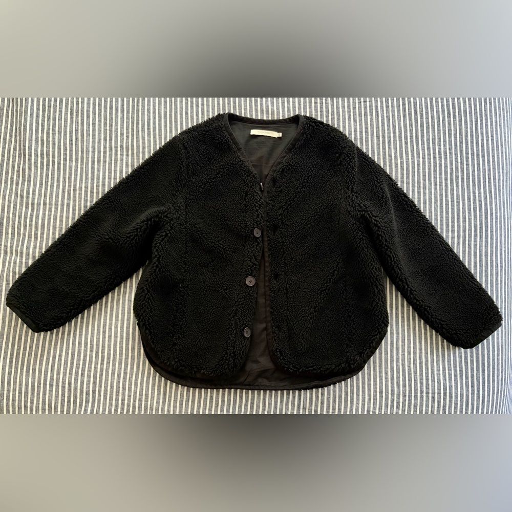 7115 by Szeki black curly jacket